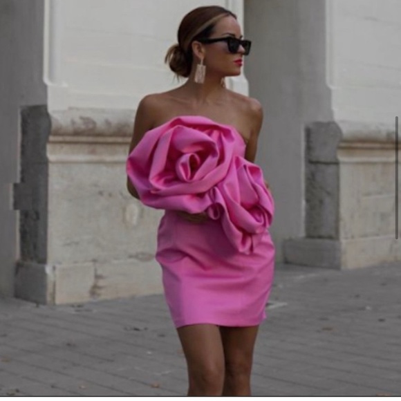 Zara Voluminous Flower Dress Fuchsia - Picture 7 of 11